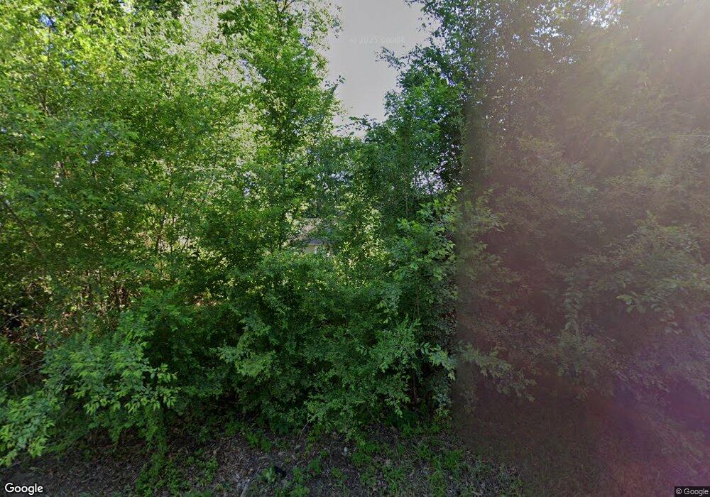 33 Carriage Hill Dr, Latham, NY 12110 - photo 1