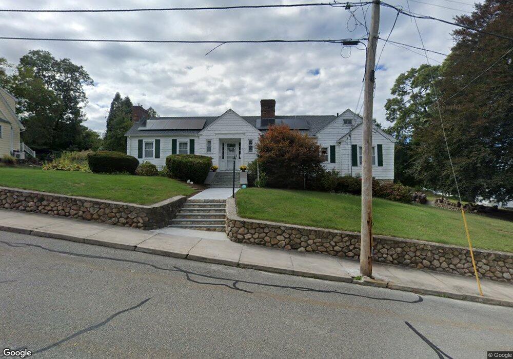 32 Linden St, Westerly, RI 02891 - photo 1