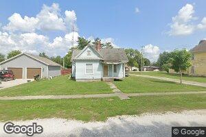 42 N Maple St, Winchester, IL 62694