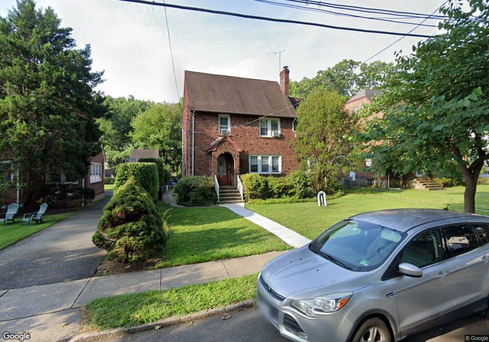 294 Briarcliff Rd, Teaneck, NJ 07666 - photo 1