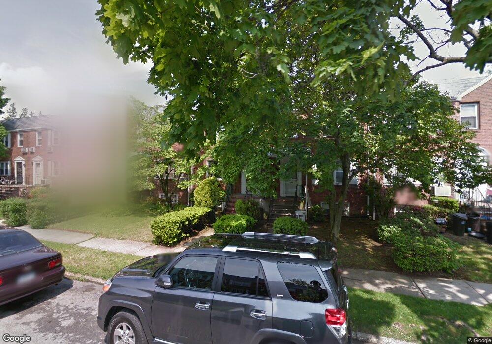 73-43 174th St, Flushing, NY 11366 - photo 1