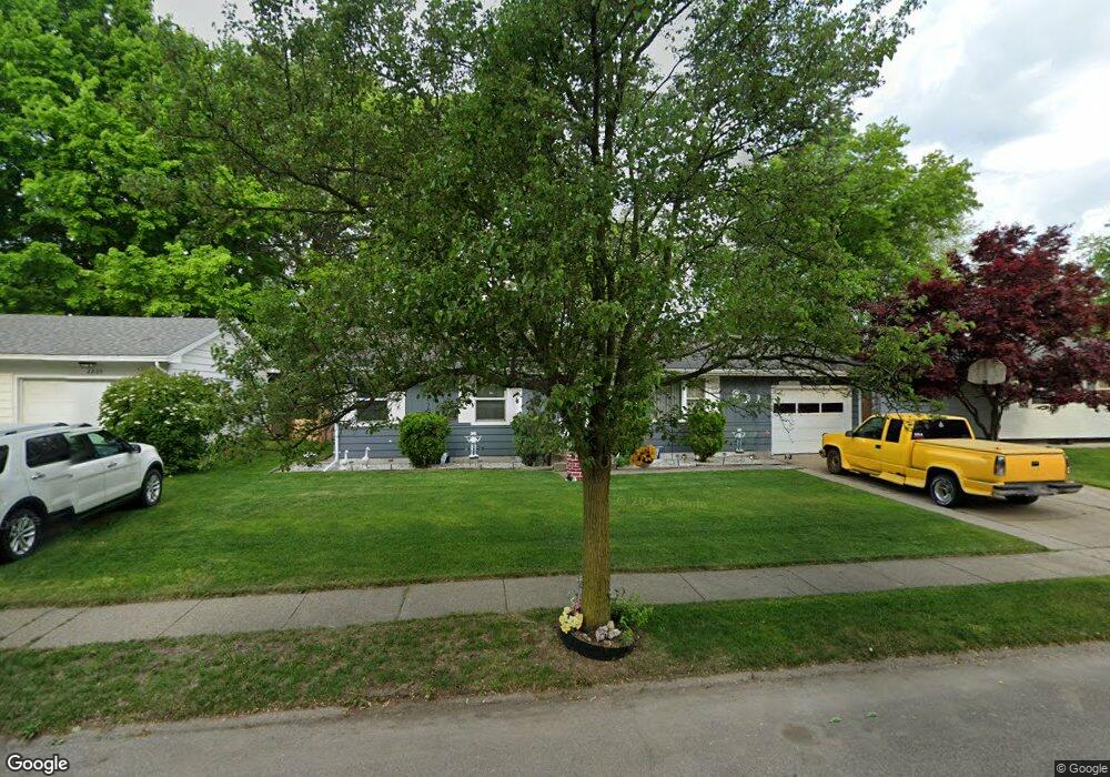 2227 Pierre Moran Dr, Elkhart, IN 46517 - photo 1