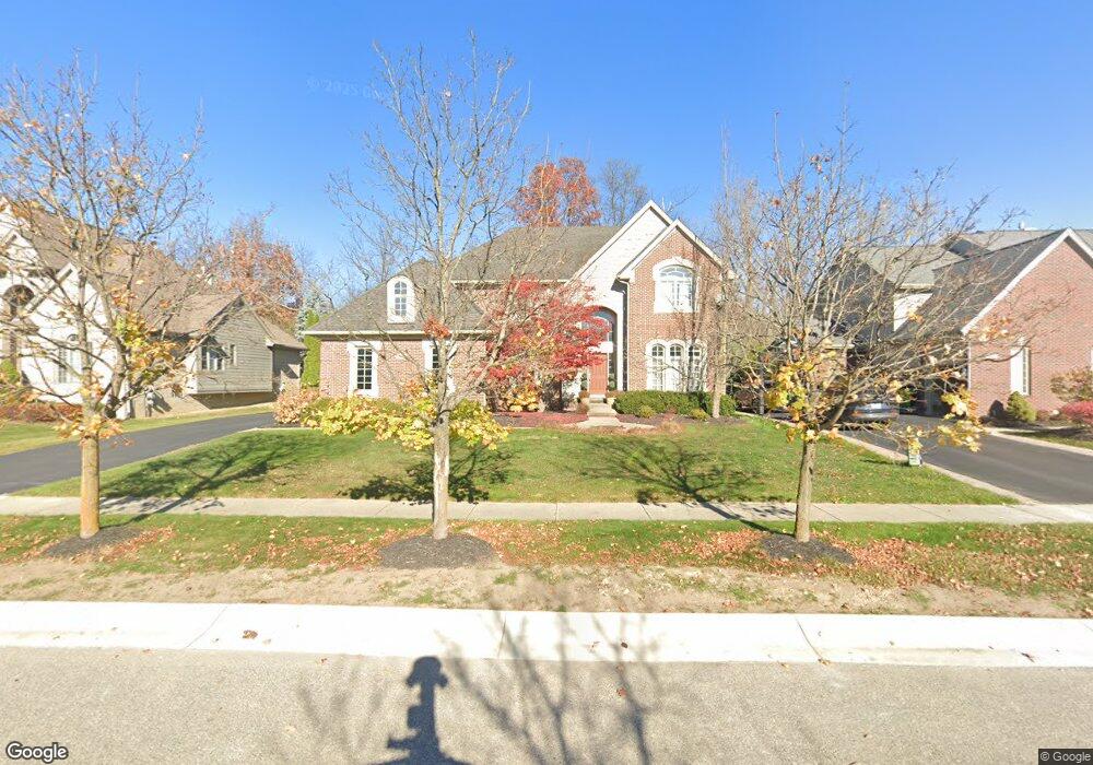 7407 Carlyle Crossing, West Bloomfield, MI 48322 - photo 1