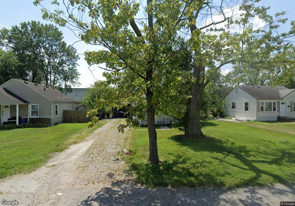 1749 Twin Oaks Dr, New Albany, IN 47150 - photo 1