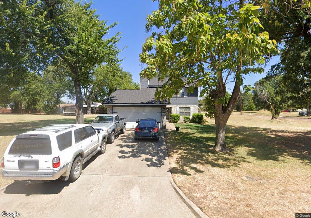 904 Blackshear Dr, Hearne, TX 77859 - photo 1