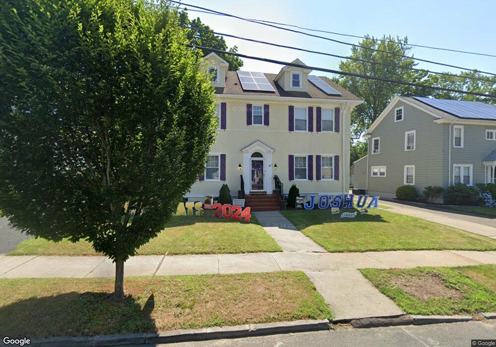 28 Canterbury St, Hartford, CT 06112 - photo 1