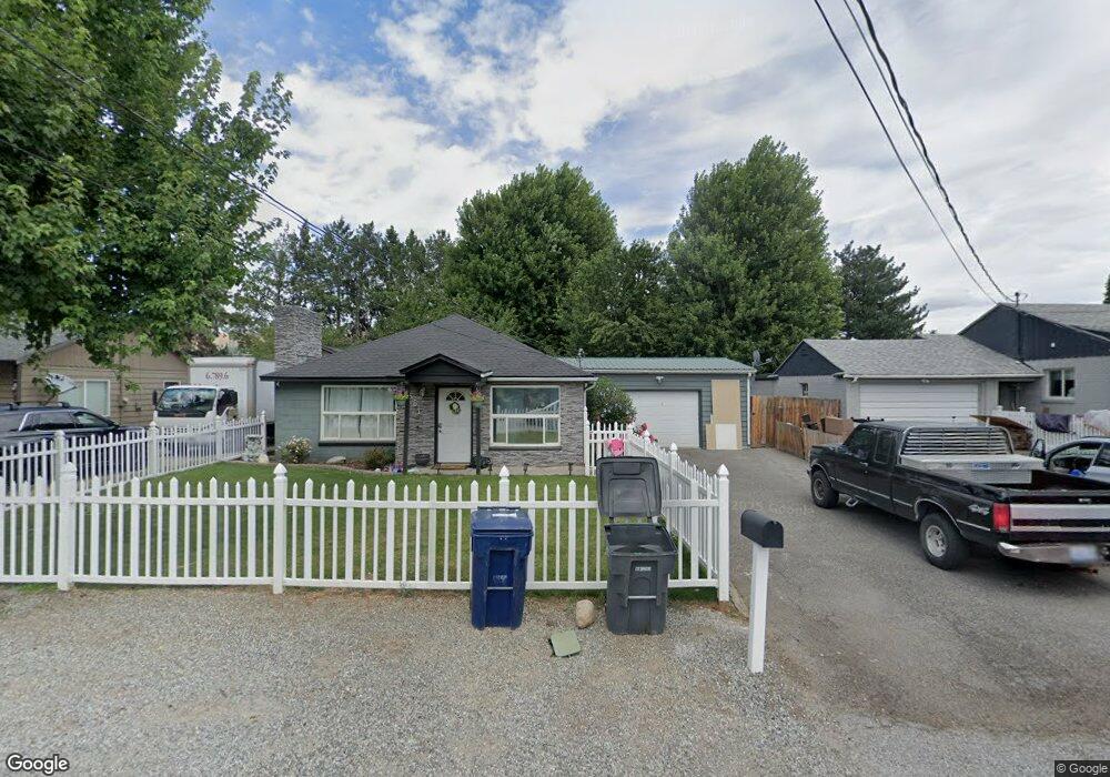851 N Devon Ave, East Wenatchee, WA 98802 - photo 1