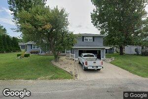 103 Spruce St, Bluffs, IL 62621