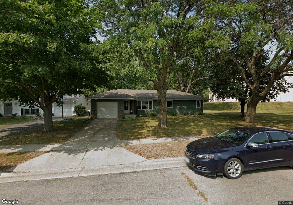 1406 Heinenhill St, New Ulm, MN 56073 - photo 1