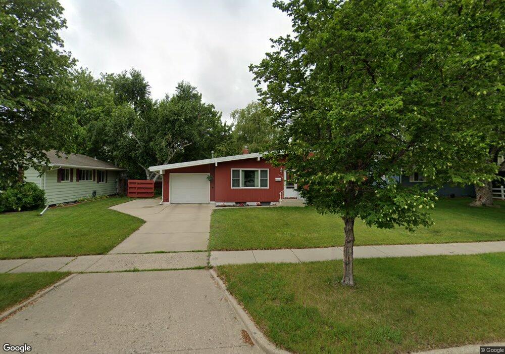3018 8th St N, Fargo, ND 58102 - photo 1