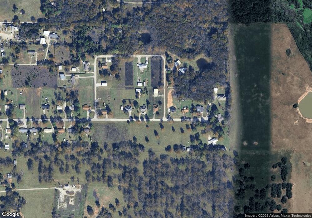 357 Sandy Ln, Ardmore, OK 73401 - photo 1