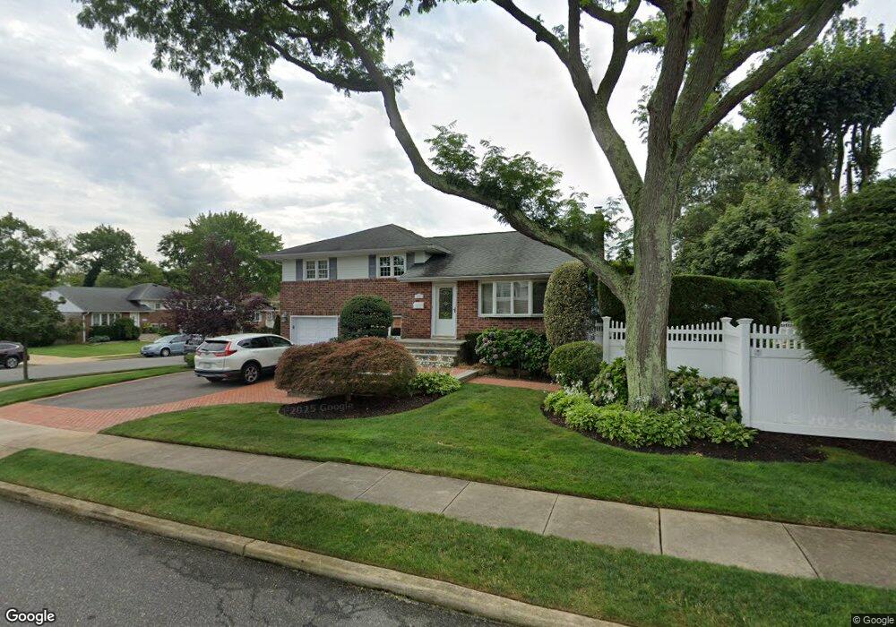 2086 Bit Path, Seaford, NY 11783 - photo 1