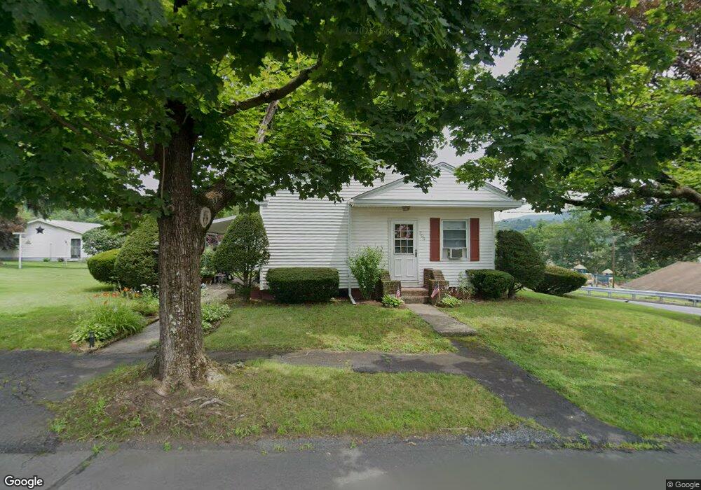 200 Broad St, Mar Lin, PA 17951 - photo 1