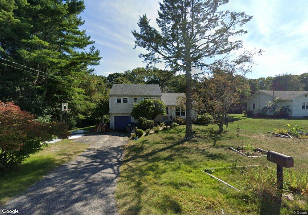 21 Cedar Crest Dr, Westerly, RI 02891 - photo 1