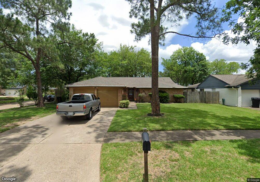 3918 Almington Ln, Houston, TX 77088 - photo 1