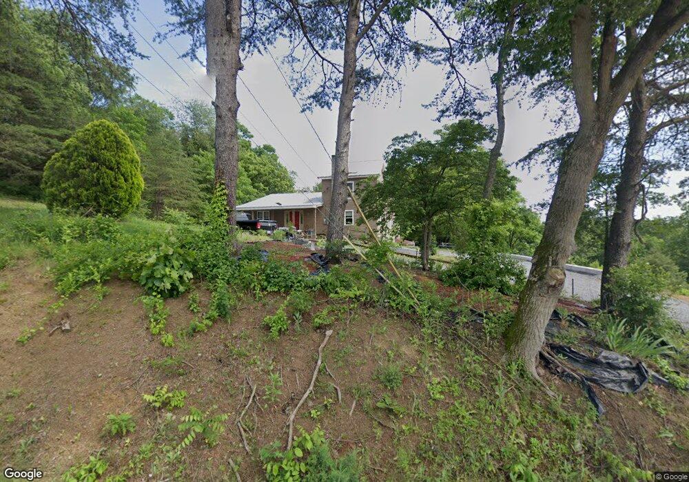 3142 Fisher Rd, Chambersburg, PA 17202 - photo 1