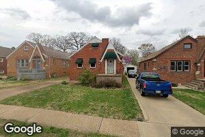 9020 Rosemary Ave, Saint Louis, MO 63123