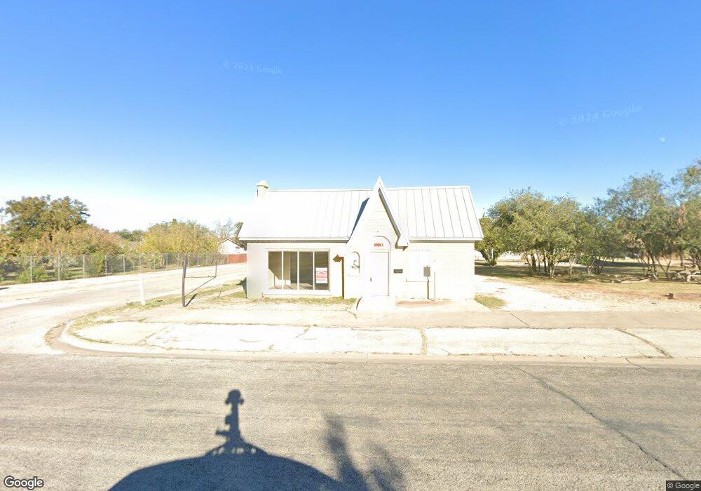 1701 Scurry St, Big Spring, TX 79720 - photo 1
