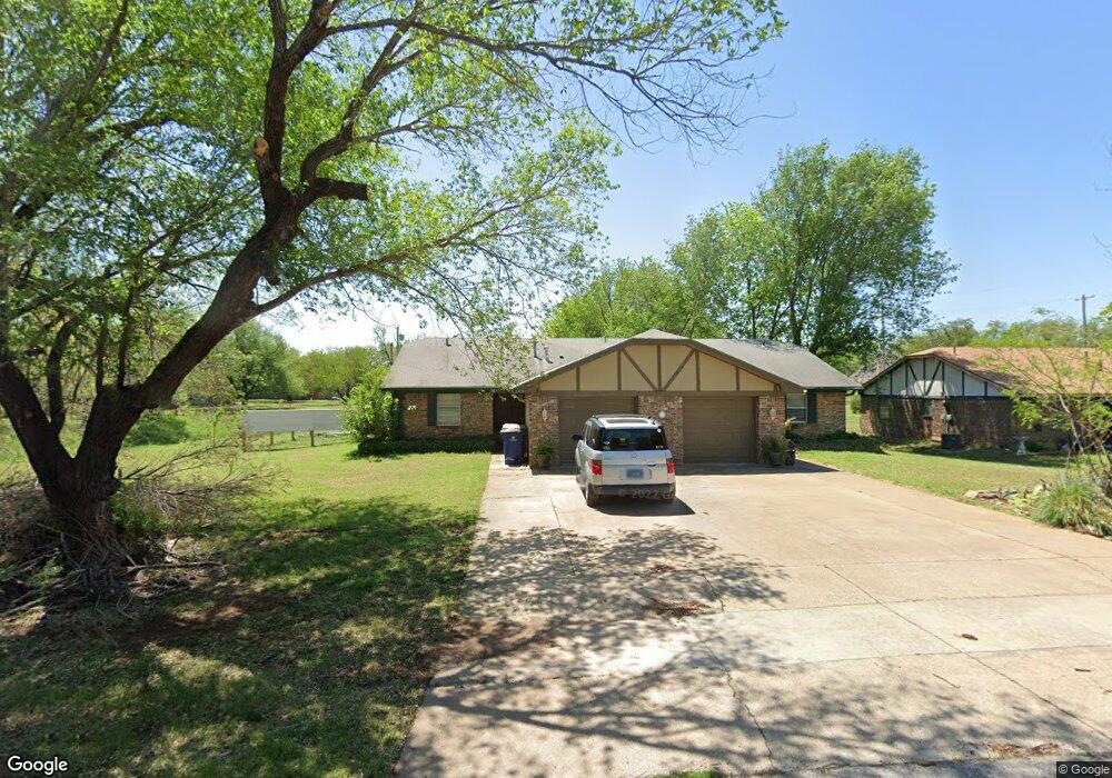 308 W Cedar Ave, Duncan, OK 73533 - photo 1
