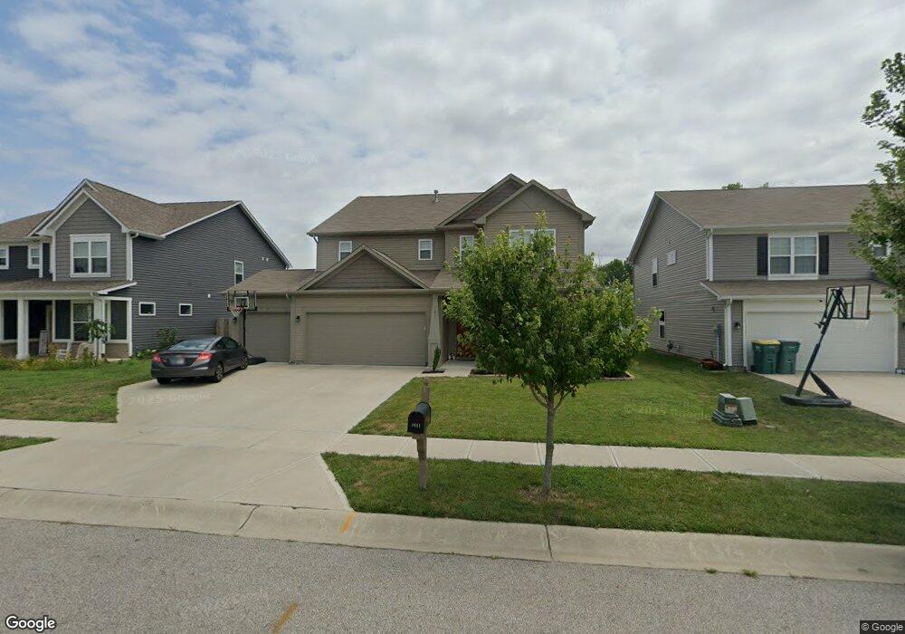 1911 Mach Ln, Franklin, IN 46131 - photo 1