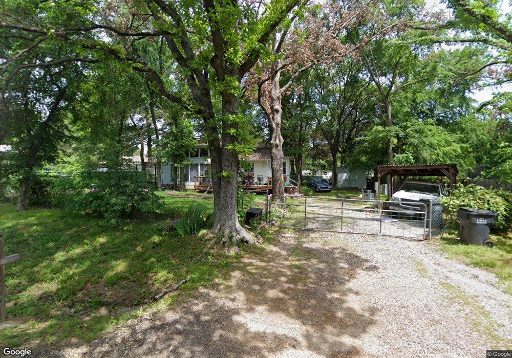 135 Cameo St, Pottsboro, TX 75076 - photo 1