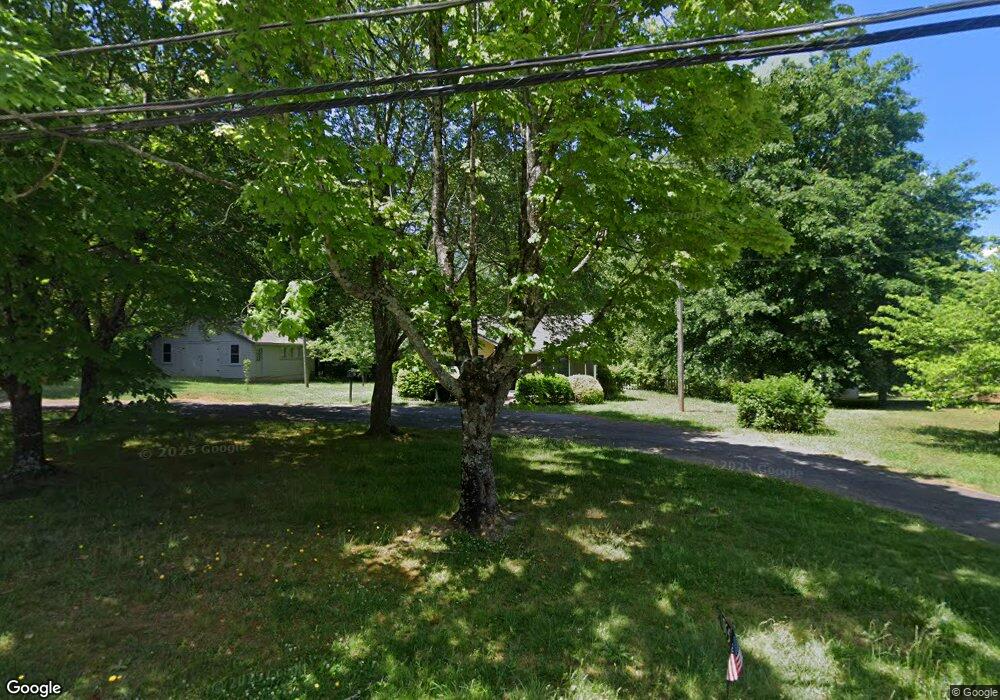 1065 Chase Rd, Cornelia, GA 30531 - photo 1