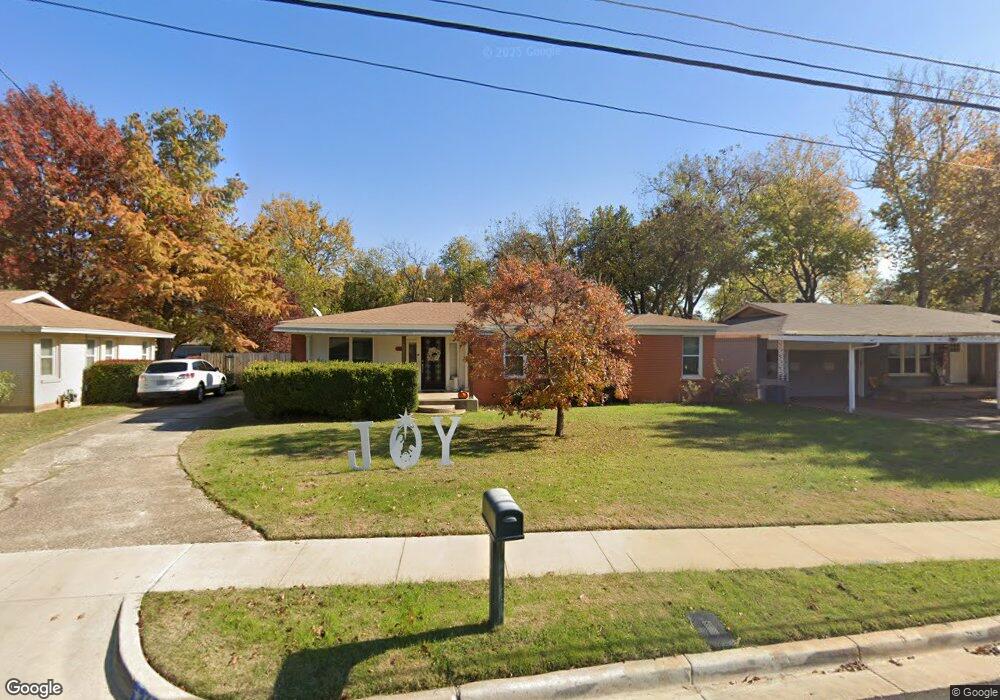 316 Souder Dr, Hurst, TX 76053 - photo 1