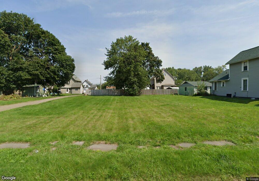 1427 3rd St NE, Canton, OH 44704 - photo 1