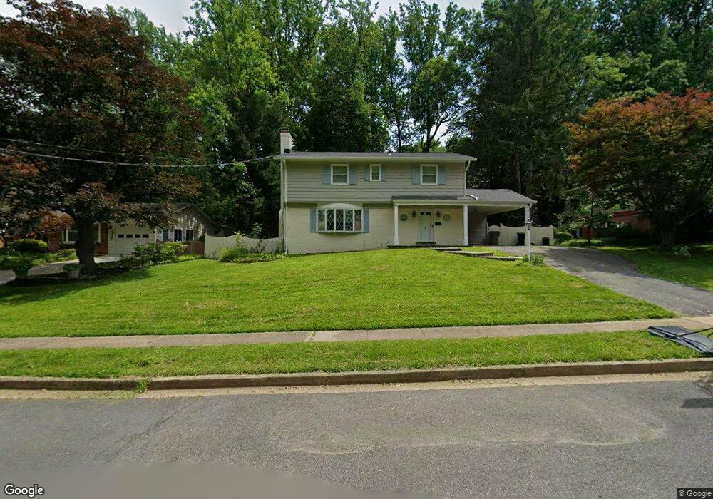 3218 Prince William Dr, Fairfax, VA 22031 - photo 1