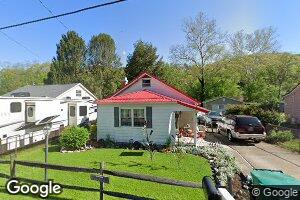 91 Pine Dr, Poca, WV 25159