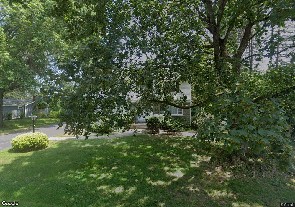 1106 Godfrey Ln, Schenectady, NY 12309 - photo 1