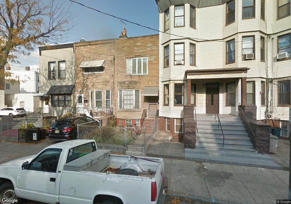 488 Mercer St, Jersey City, NJ 07306 - photo 1
