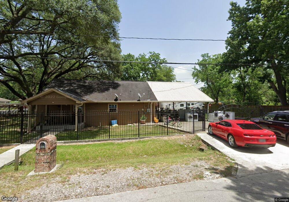 957 Dewalt St, Houston, TX 77088 - photo 1