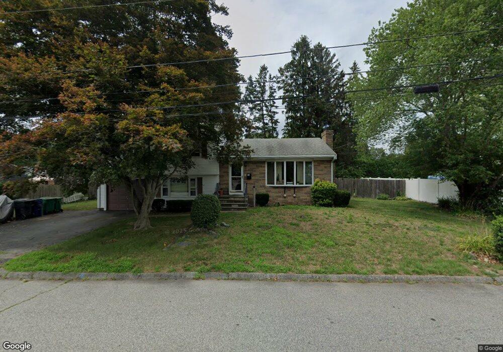 111 Sprague Ave, Warwick, RI 02889 - photo 1