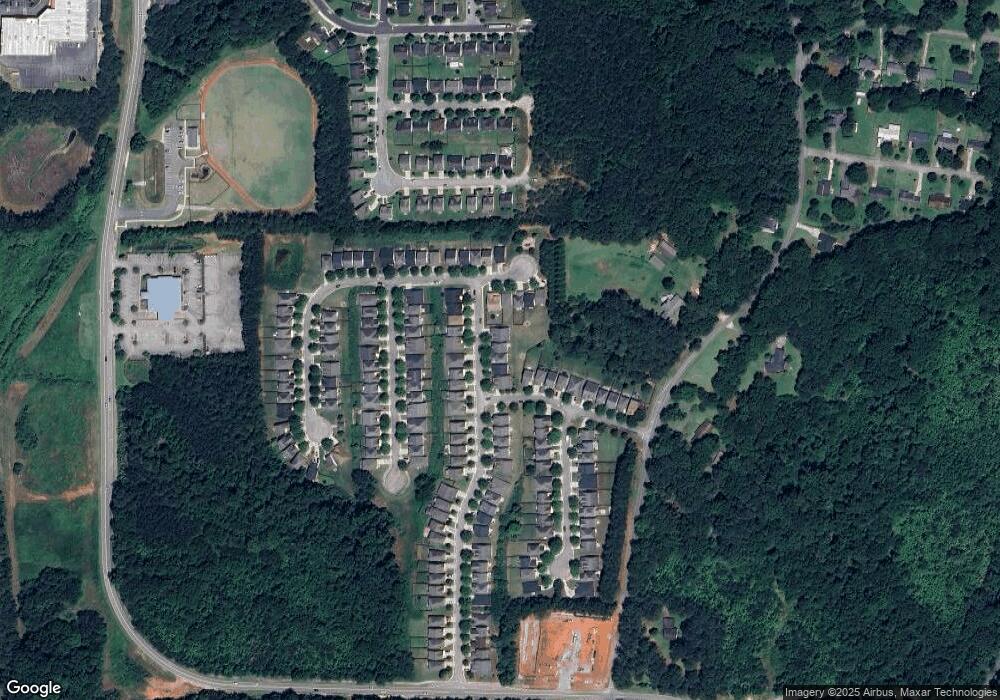 350 Clover Brook Dr, Locust Grove, GA 30248 - photo 1