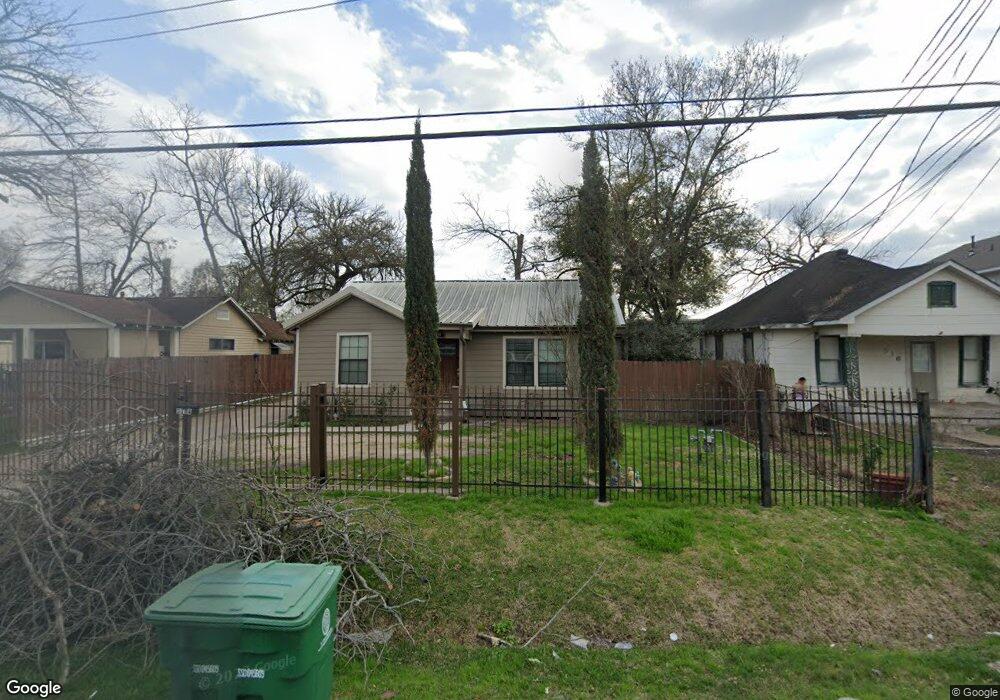 318 Dorchester St, Houston, TX 77022 - photo 1