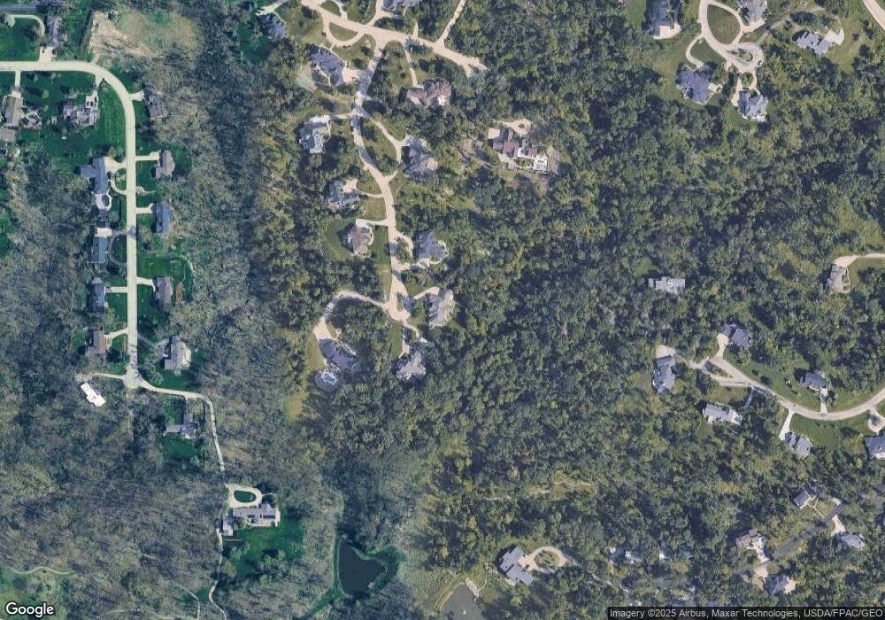 2501 Wagon Trail Rd, Cedar Rapids, IA 52403 - photo 1