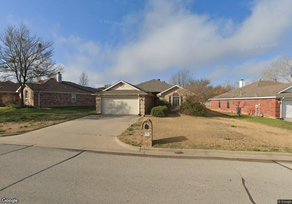 201 Sweetwater Dr, Weatherford, TX 76086 - photo 1