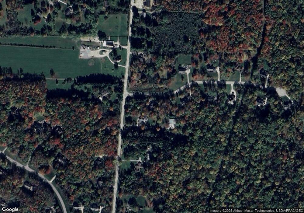 742 Eggleston Rd, Aurora, OH 44202 - photo 1