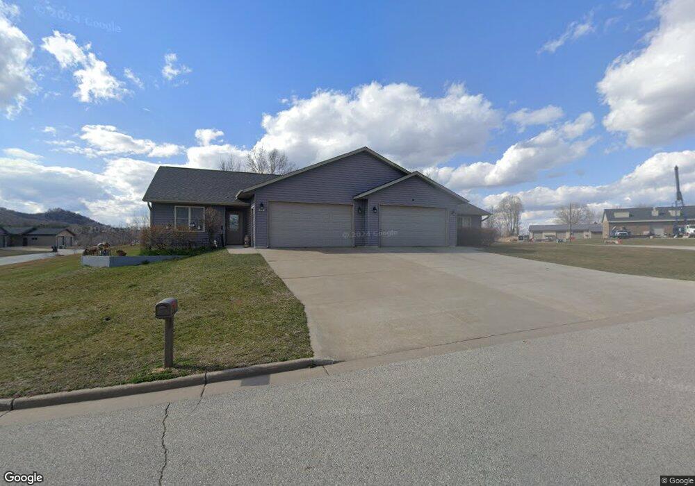 12142 Weaver Ct, Trempealeau, WI 54661 - photo 1