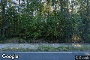 294 S Main St, Surrency, GA 31563
