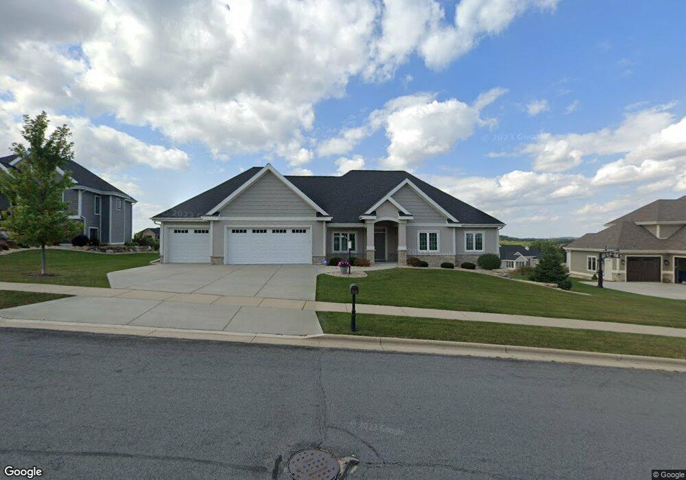 613 Bergamont Blvd, Oregon, WI 53575 - photo 1