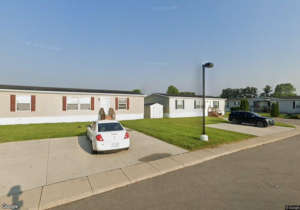 631 Crabapple Ct, Flint, MI 48506 - photo 1