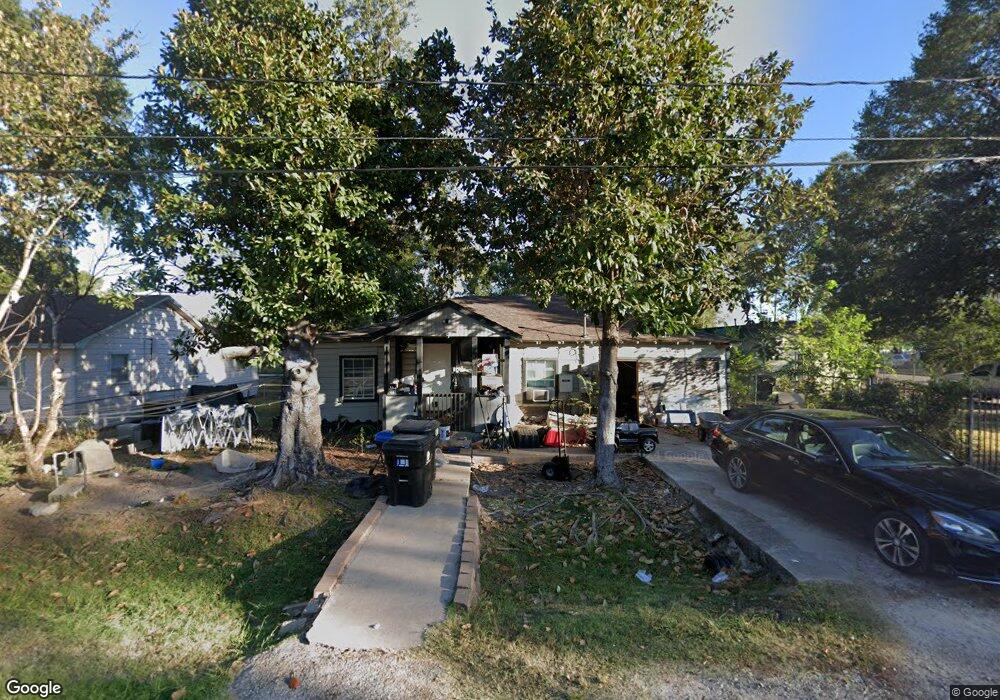 806 Enterprise St, Houston, TX 77088 - photo 1