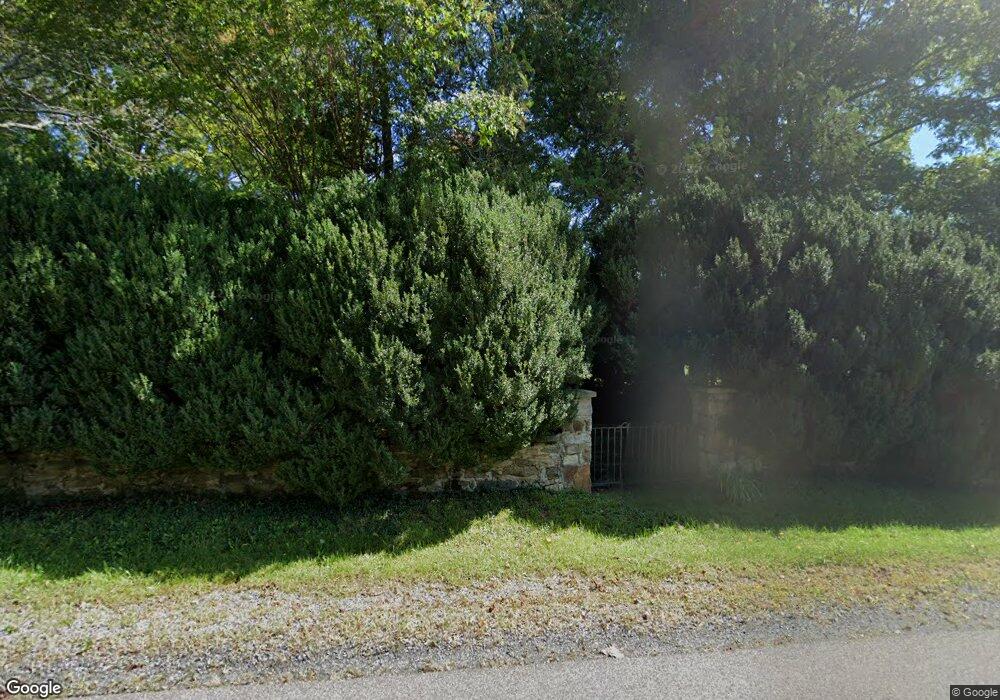 630 Fodderstack Rd, Flint Hill, VA 22627 - photo 1