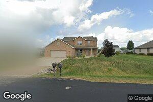 622 N Buth Rd, Dousman, WI 53118