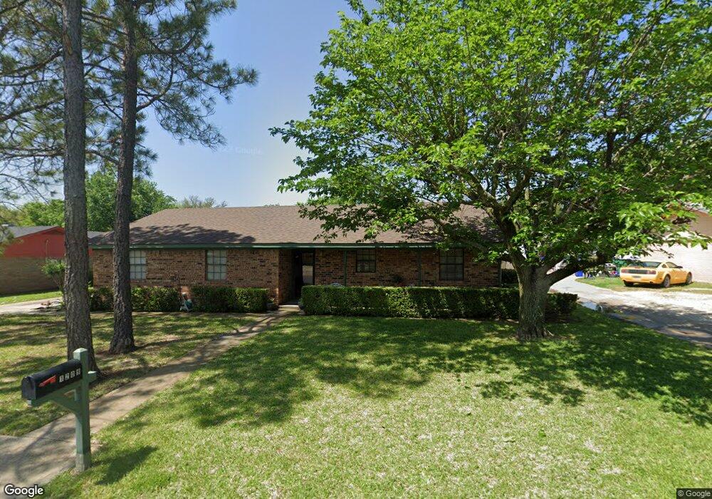 1209 Aspen Rd, Gainesville, TX 76240 - photo 1