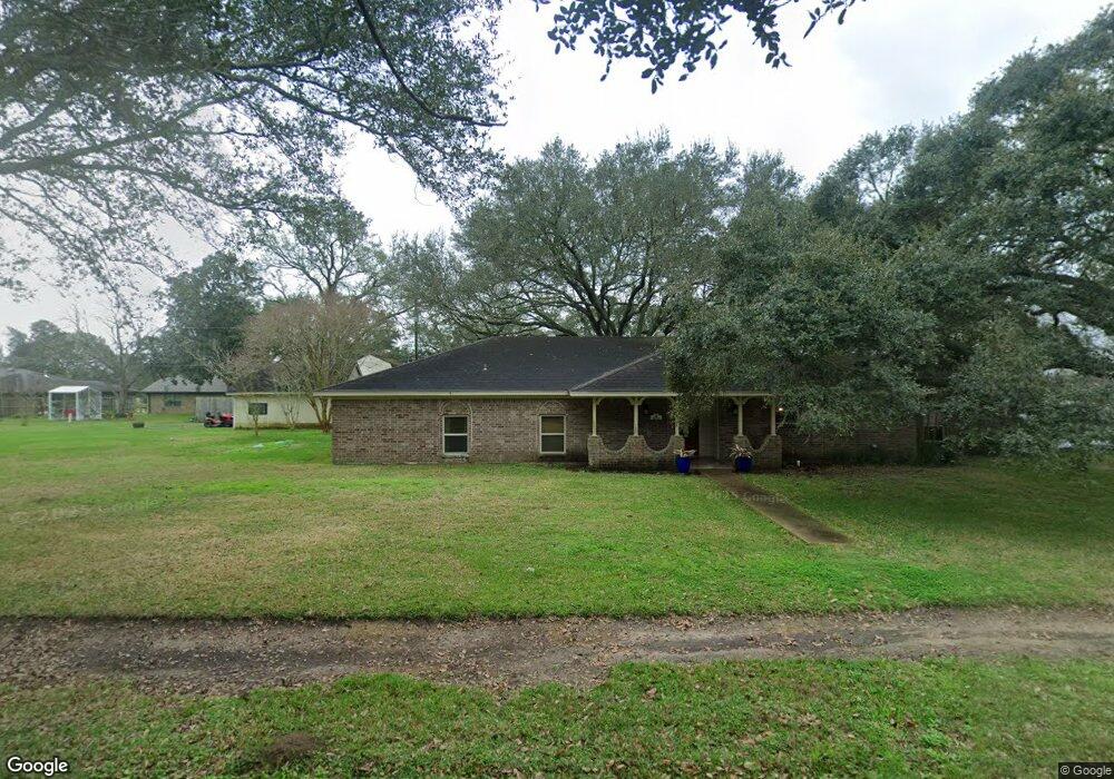 10 Robin Dr, Alvin, TX 77511 - photo 1