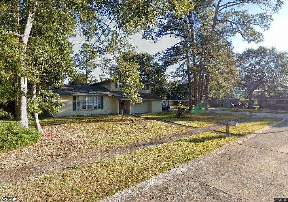 1035 Belvedere Dr, Slidell, LA 70458 - photo 1