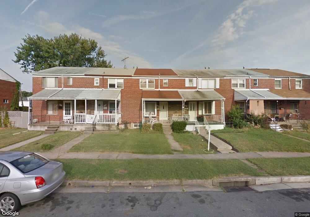 1048 Foxwood Ln, Essex, MD 21221 - photo 1